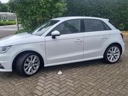 Wit Gebruikt 2018 Audi A1 Sportback S-Line Hatchback | € 16.900 (Eerlijke prijs)