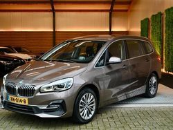 Beige Gebruikt 2019 BMW 216 Executive Stationwagen | € 15.950 (Eerlijke prijs)