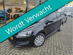 Zwart Gebruikt 2014 VW Polo Edition Hatchback | € 5.145 (Eerlijke prijs)