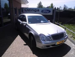Grijs Gebruikt 2003 Mercedes E240 Classic Sedan | € 11.800