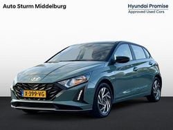 Mangrove green + zwart dak Gebruikt 2024 Hyundai i20 Comfort Hatchback | € 23.950 (Duur)