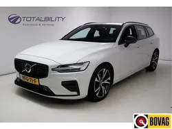 Wit Gebruikt 2021 Volvo V60 R-Design Stationwagen | € 32.950 (Goede deal)