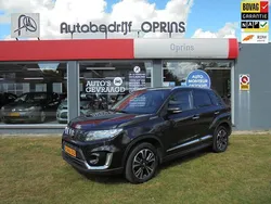 Zwart Gebruikt 2022 Suzuki Vitara Style SUV | € 22.949 (Eerlijke prijs)