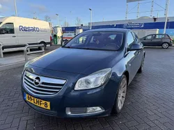 Blauw Gebruikt 2010 Opel Insignia Cosmo MPV | € 3.999 (Eerlijke prijs)