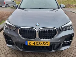 Grijs Gebruikt 2020 BMW X1 Executive SUV | € 28.950 (Eerlijke prijs)