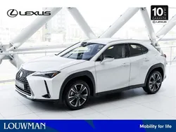 Wit Gebruikt 2023 Lexus UX Business Edition SUV | € 35.950 (Goede deal)