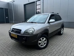 Goud Gebruikt 2005 Hyundai Tucson Dynamiq SUV | € 2.250 (Goede deal)