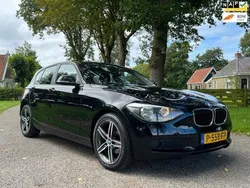 Zwart Gebruikt 2013 BMW 114 Hatchback | € 7.950 (Eerlijke prijs)