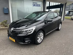 Zwart Gebruikt 2020 Renault Clio V Zen Hatchback | € 10.250 (Eerlijke prijs)
