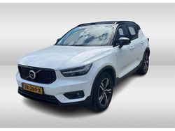 Wit Gebruikt 2018 Volvo XC40 R-Design SUV | € 28.750 (Eerlijke prijs)