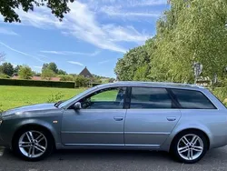 Grijs Gebruikt 2003 Audi A6 Stationwagen | € 3.450