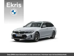 Zwart, metallic lak Nieuw 2025 BMW 330e M Sport Stationwagen | € 75.322 (Eerlijke prijs)