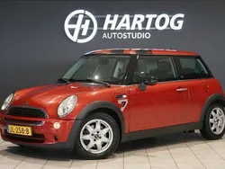 Rood Gebruikt 2005 Mini ONE Hatchback | € 3.900 (Eerlijke prijs)