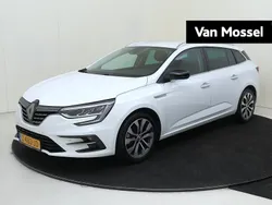 Wit Gebruikt 2024 Renault Mégane GrandTour Techno Stationwagen | € 27.435 (Eerlijke prijs)