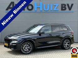 Zwart Gebruikt 2022 BMW X5 Executive SUV | € 59.990 (Eerlijke prijs)