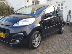 Zwart Gebruikt 2013 Peugeot 107 Envy Hatchback | € 3.950 (Eerlijke prijs)