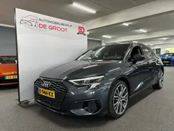 Grijs Gebruikt 2021 Audi A3 Business Hatchback | € 22.750 (Eerlijke prijs)