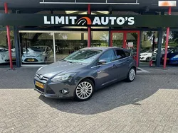 Grijs Gebruikt 2011 Ford Focus Trend Hatchback | € 5.999 (Eerlijke prijs)
