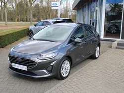 Grijs, metallic lak Gebruikt 2023 Ford Fiesta Titanium Hatchback | € 18.950 (Eerlijke prijs)