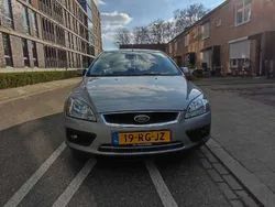Zilver Gebruikt 2005 Ford Focus Hatchback | € 1.600 (Iets duurder)