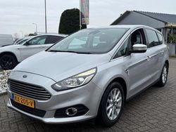 Grijs Gebruikt 2017 Ford S-MAX Titanium MPV | € 15.950 (Goede deal)