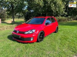Rood Gebruikt 2010 VW Golf VI Edition Hatchback | € 11.795 (Iets duurder)