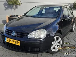 Zwart Gebruikt 2005 VW Golf IV Sportline Hatchback | € 2.495 (Eerlijke prijs)