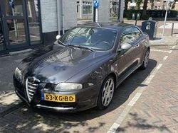 Grijs Gebruikt 2007 Alfa Romeo GT Coupé | € 900