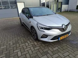 Zilver Gebruikt 2022 Renault Clio V Hatchback | € 24.750 (Iets duurder)