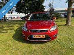 Rood Gebruikt 2009 Ford Focus Titanium Hatchback | € 2.650 (Iets duurder)