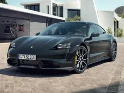Zwart Gebruikt 2023 Porsche Taycan Turbo S Sedan | € 124.900