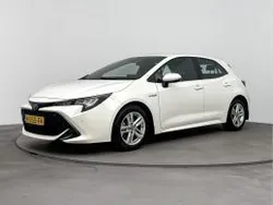 Wit Gebruikt 2020 Toyota Corolla Active Hatchback | € 17.945 (Iets duurder)