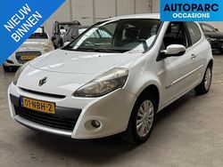 Wit Gebruikt 2010 Renault Clio II Collection Hatchback | € 1.999 (Eerlijke prijs)