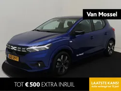 Blauw Gebruikt 2024 Dacia Sandero Expression Hatchback | € 20.935 (Iets duurder)