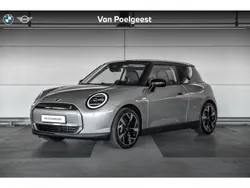Melting silver Gebruikt 2024 Mini Cooper SE Hatchback | € 33.900