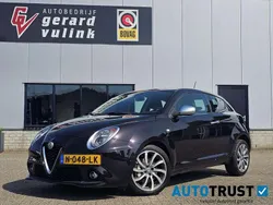 Zwart, metallic lak Gebruikt 2018 Alfa Romeo MiTo Exclusive Hatchback | € 15.640 (Iets duurder)