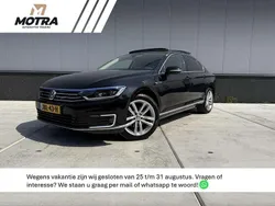Zwart Gebruikt 2018 VW Passat Highline Sedan | € 25.545 (Eerlijke prijs)
