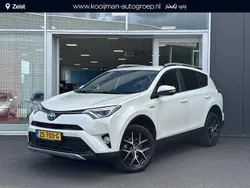Pearl white (licht wit) Gebruikt 2017 Toyota RAV4 Hybrid Style SUV | € 24.900 (Goede deal)
