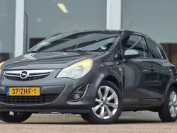 Grijs Gebruikt 2012 Opel Corsa Edition Hatchback | € 2.444 (Eerlijke prijs)