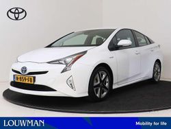 Licht wit metallic Gebruikt 2018 Toyota Prius Executive Hatchback | € 19.995 (Eerlijke prijs)