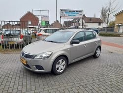 Grijs Gebruikt 2010 Kia Ceed Hatchback | € 4.295 (Eerlijke prijs)
