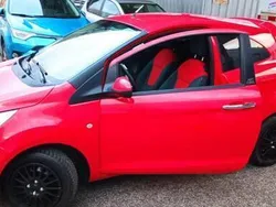 Rood Gebruikt 2012 Ford Ka Hatchback | € 3.999 (Goede deal)