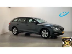 Grijs Gebruikt 2021 Skoda Octavia Ambition Stationwagen | € 12.950 (Eerlijke prijs)