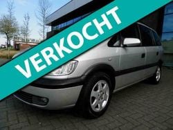 Grijs Gebruikt 2002 Opel Zafira Elegance MPV | € 2.150 (Eerlijke prijs)