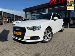 Wit Gebruikt 2017 Audi A3 Sportback Basis Hatchback | € 14.999 (Eerlijke prijs)