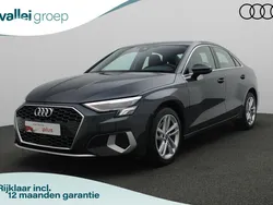 Grijs Gebruikt 2021 Audi A3 Business Sedan | € 24.945 (Eerlijke prijs)