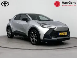 Grijs Gebruikt 2024 Toyota C-HR SUV | € 32.499 (Super prijs)