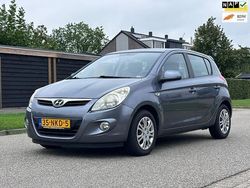 Grijs Gebruikt 2010 Hyundai i20 Hatchback | € 3.950 (Eerlijke prijs)