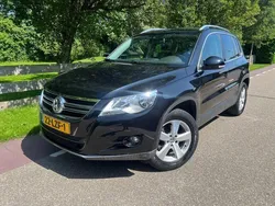 Zwart, metallic lak Gebruikt 2010 VW Tiguan Sport SUV | € 7.950 (Eerlijke prijs)