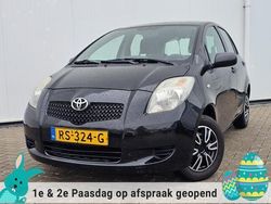 Zwart Gebruikt 2008 Toyota Yaris Hatchback | € 2.250 (Eerlijke prijs)